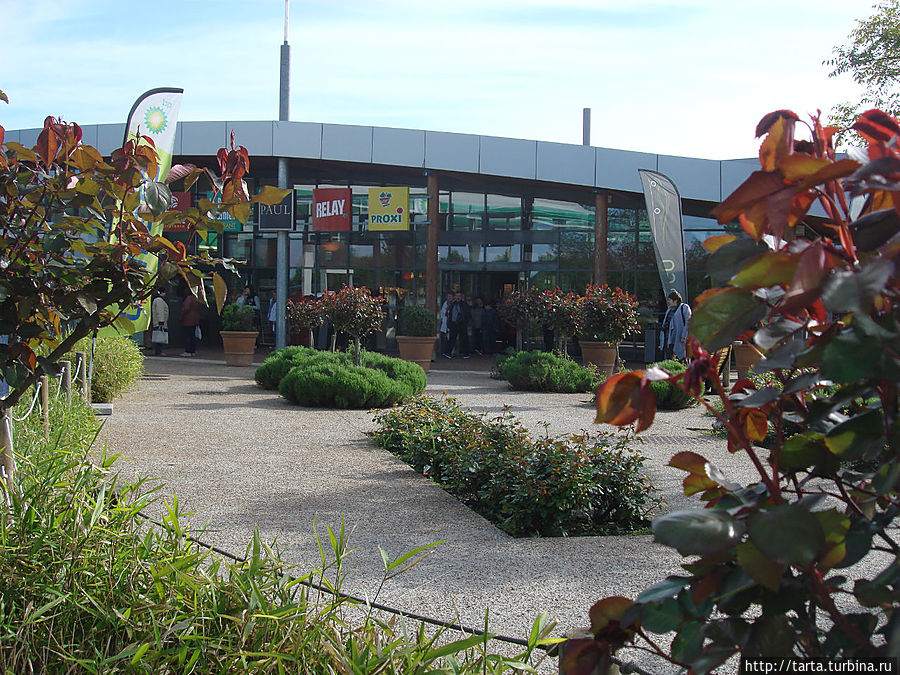 Остановка на пути в Нормандию Остановка на пути в Нормандию