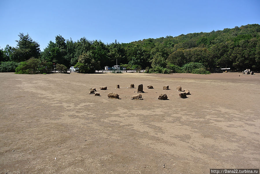 Та самая мистическая полянка Та самая мистическая полянка
