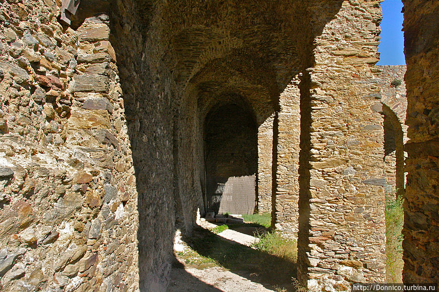 Монастырь Сан-Пере-де-Родес Эль-Порт-де-ла-Сельва, Испания