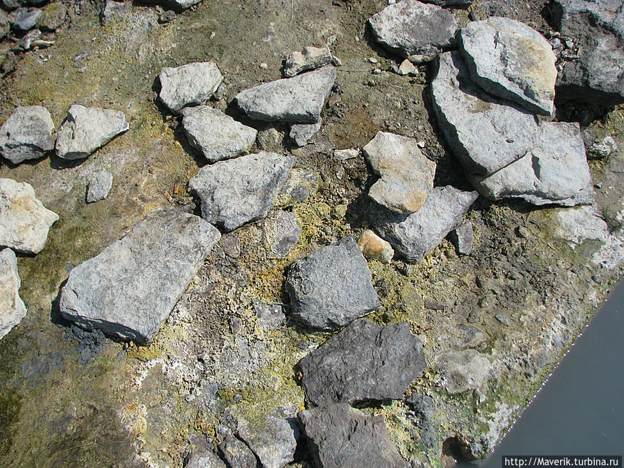 Малая (мини) долина гейзеров Мутновский вулкан и окрестности (2323м), Россия Малая (мини) долина гейзеров Мутновский вулкан и окрестности (2323м), Россия