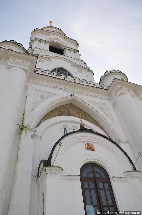 Колокольня Успенского собора 1810 года Колокольня Успенского собора 1810 года