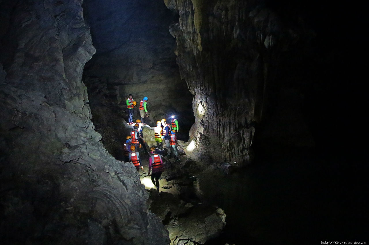 Полые скалы Вьетнама Ken Cave — по стопам National Geografic Фонгня-Кебанг Национальный Парк, Вьетнам