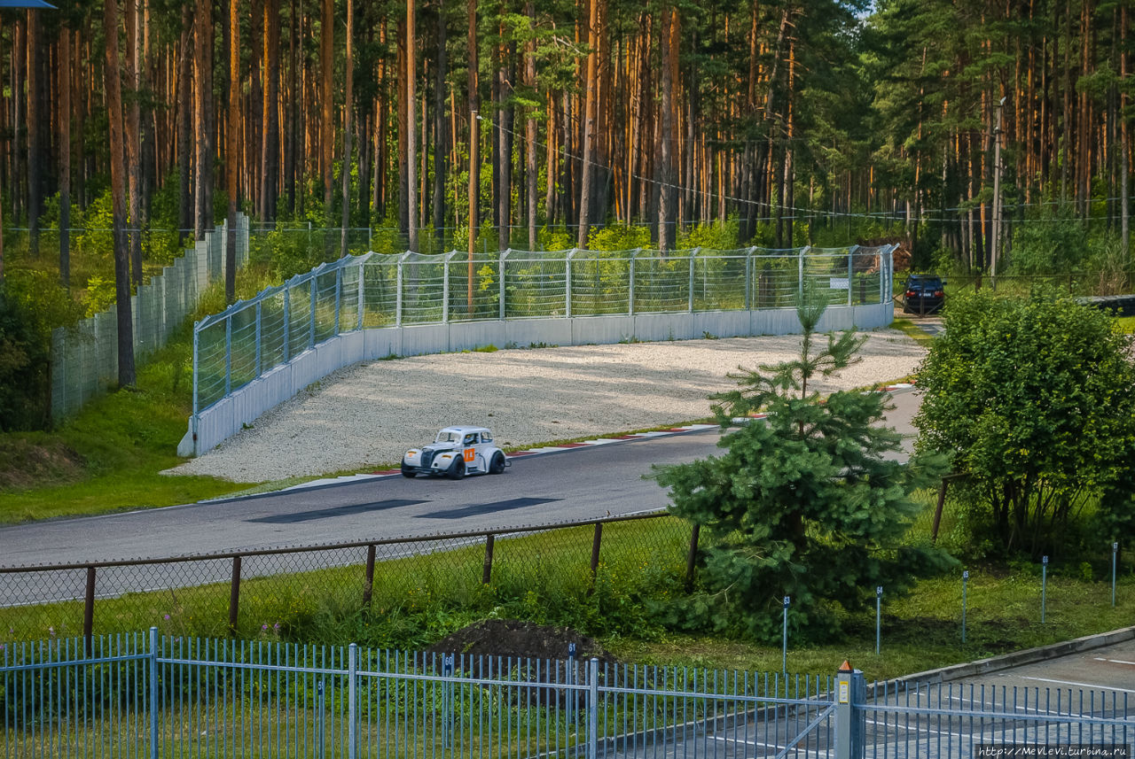 Гоночная серия Legends. Рига, Латвия Гоночная серия Legends. Рига, Латвия