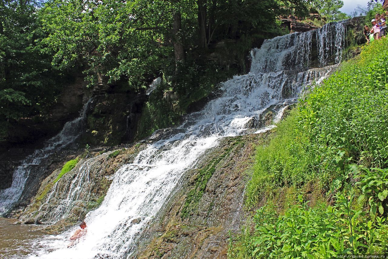 Джуринский водопад Нырков, Украина
