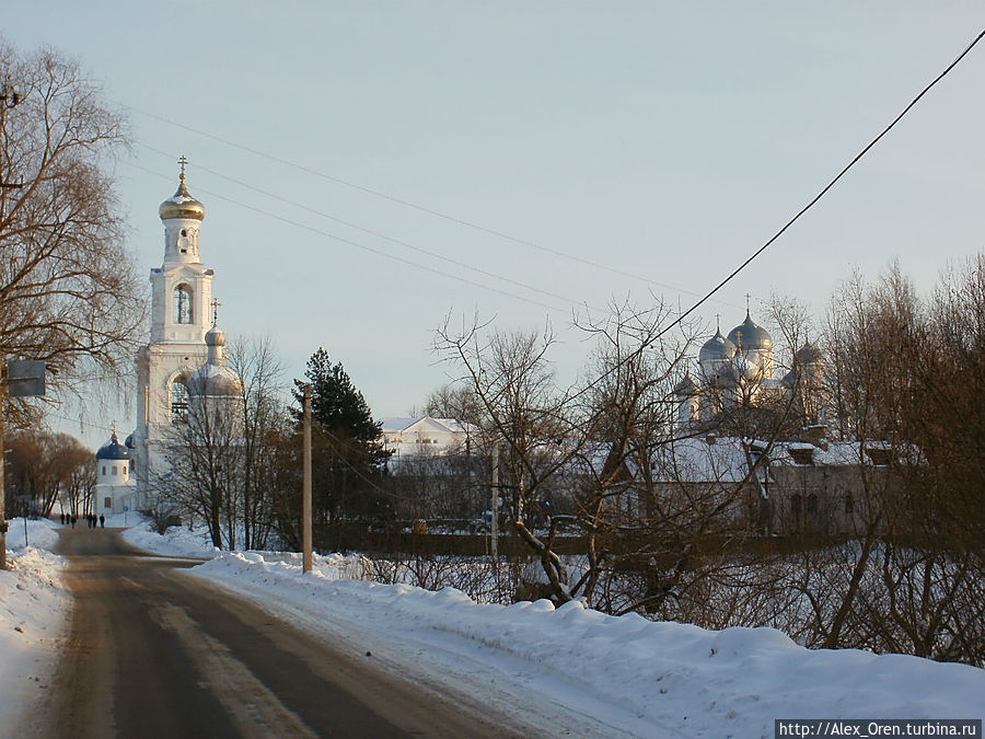 Юрьевский монастырь основан в ХI веке. Великий Новгород, Россия