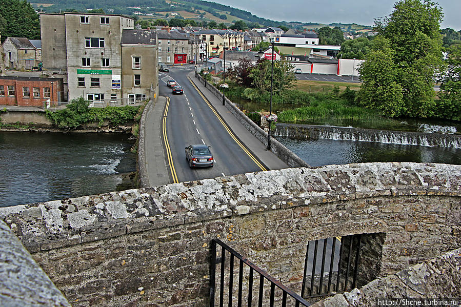 Замок Кэр Кэр, Ирландия Замок Кэр Кэр, Ирландия