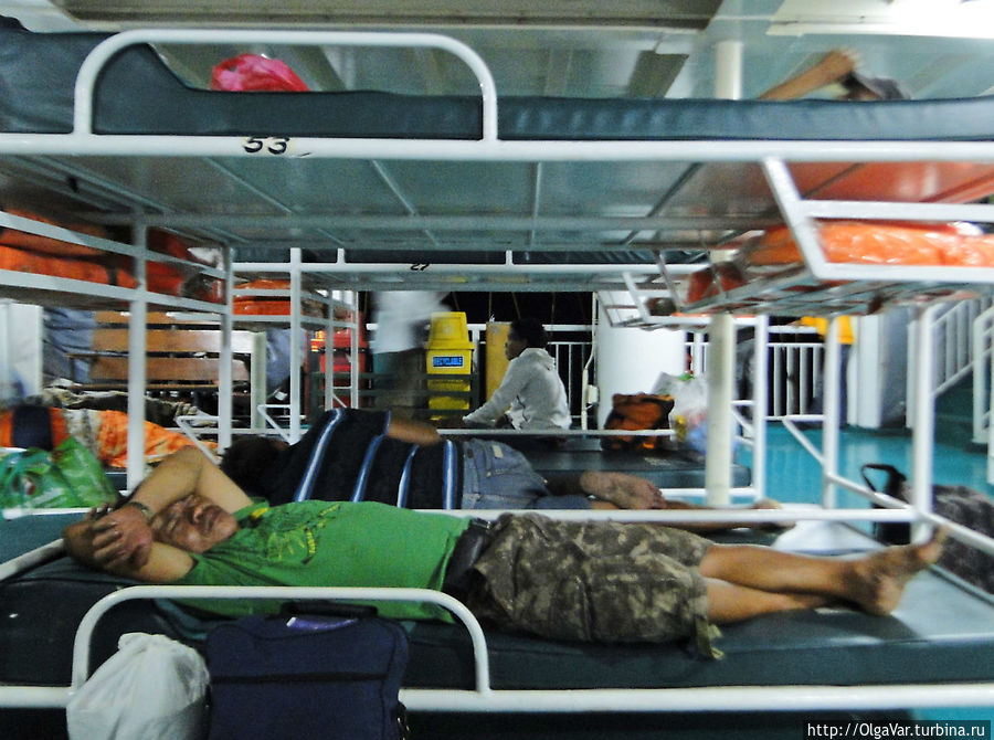 Ночлежный плавучий дом Ночлежный плавучий дом