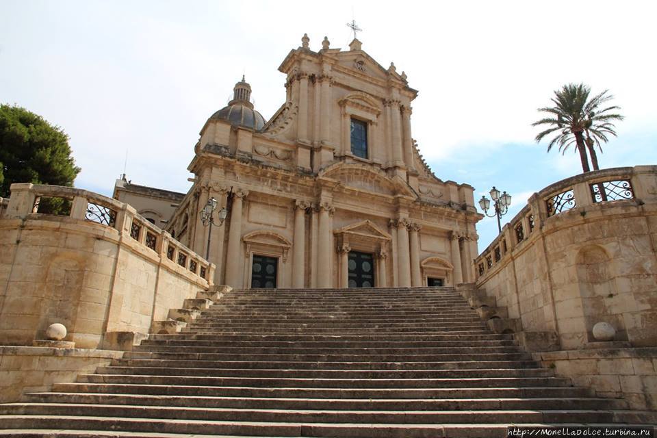 Античный город Комисо в провинции Рагуза Комисо, Италия Античный город Комисо в провинции Рагуза Комисо, Италия