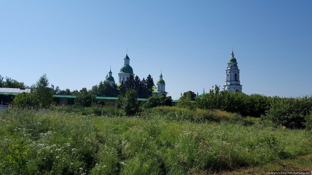 Мгарский монастырь Мгар, Украина