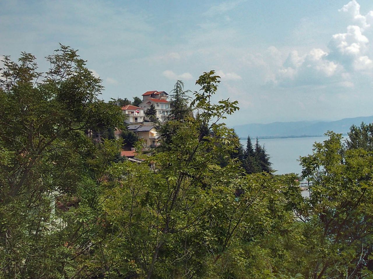На берегу Охридского озера Струга, Северная Македония