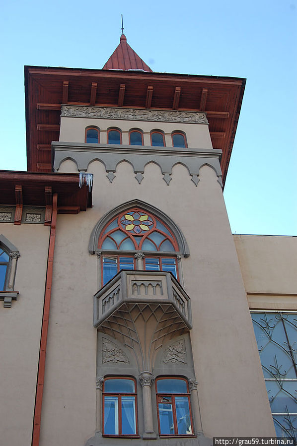 Здание консерватории (проспект Кирова ,1). Детали Здание консерватории (проспект Кирова ,1). Детали