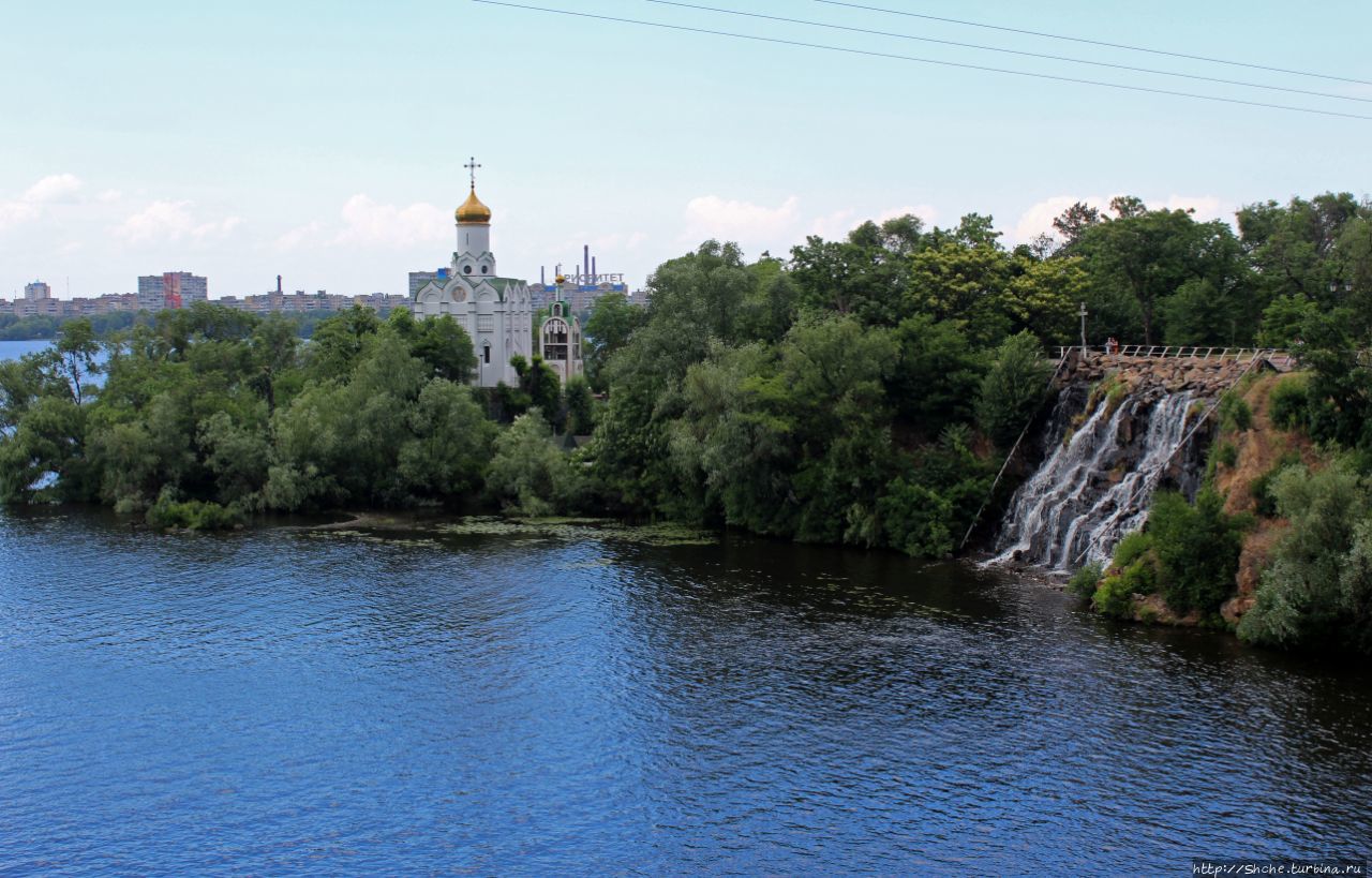 Монастырский остров на Днепре в Днепре