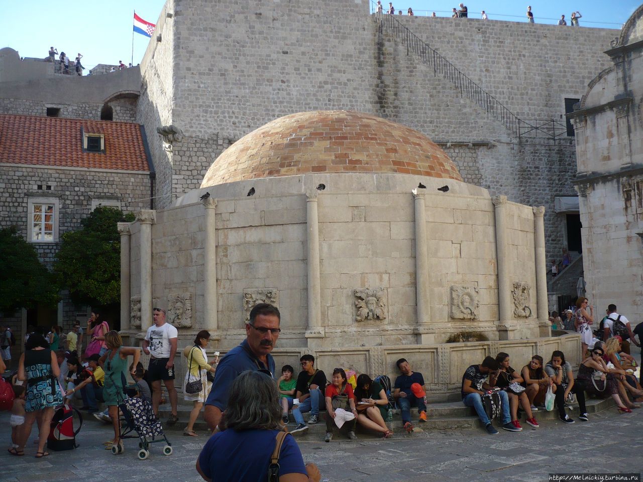 Большой фонтан Онофрио Дубровник, Хорватия