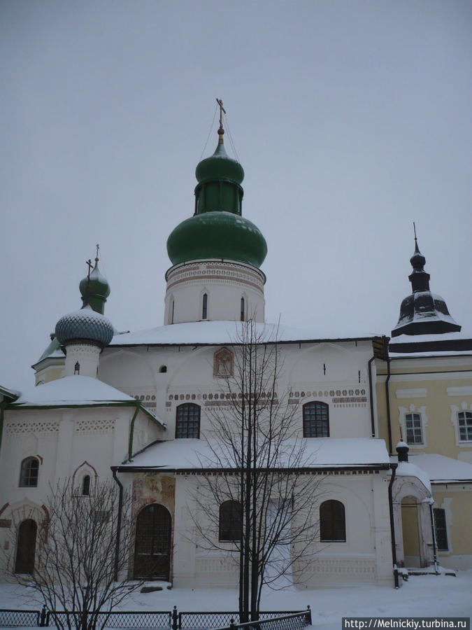 Небольшая прогулка по монастырю Кириллов, Россия