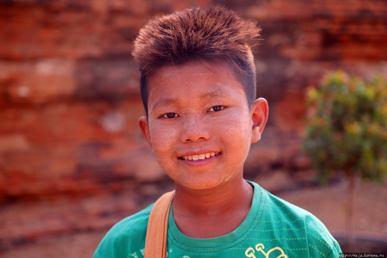 Доброжелательные люди Мьянмы Паган, Мьянма