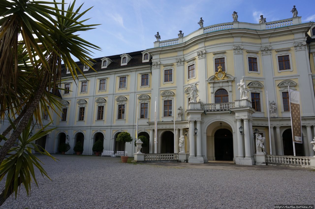 Дворец-резиденция Людвигсбург Людвигсбург, Германия