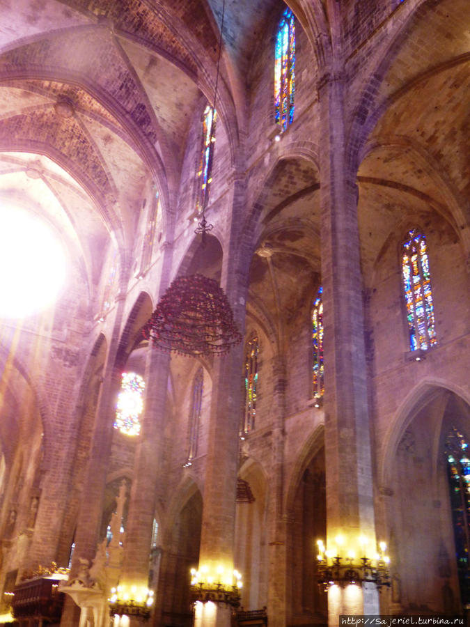 Внутри собора Остров Майорка, Испания