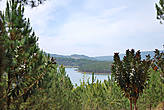 Вид на озеро Туэн Лам