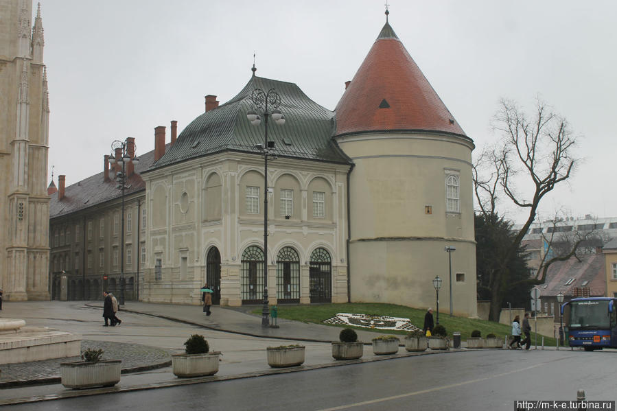 Загребский собор и площадь Каптол Загреб, Хорватия