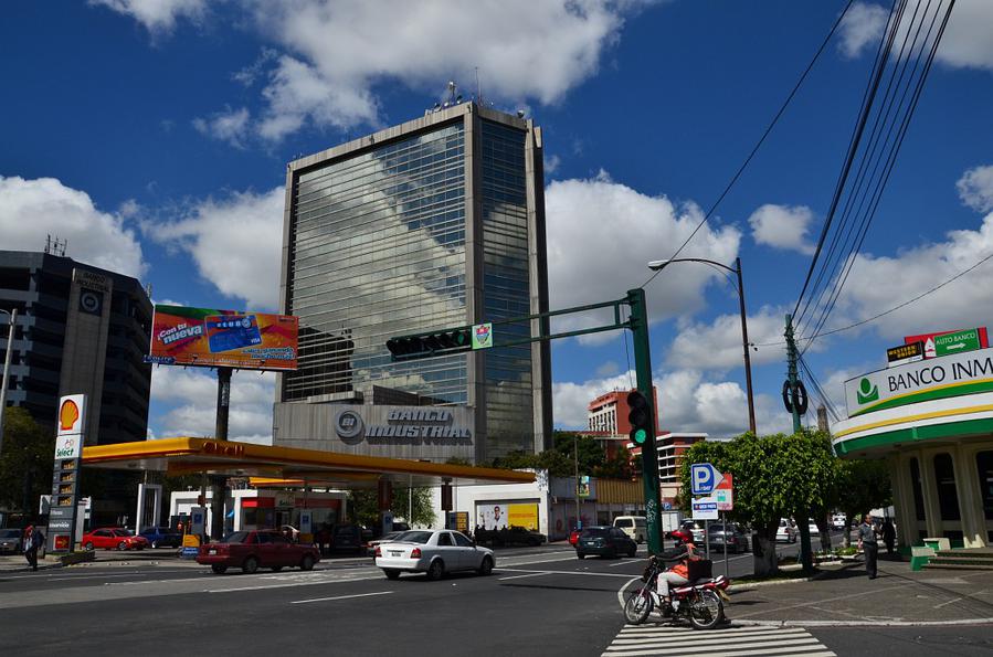 В деловом центре Гватемала-Сити, Гватемала