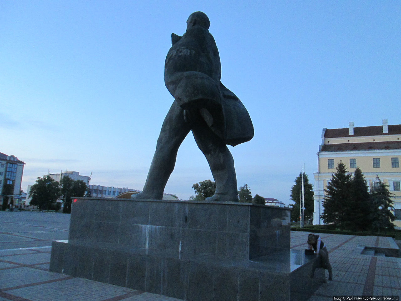 Памятник В.И. Ленину Пинск, Беларусь