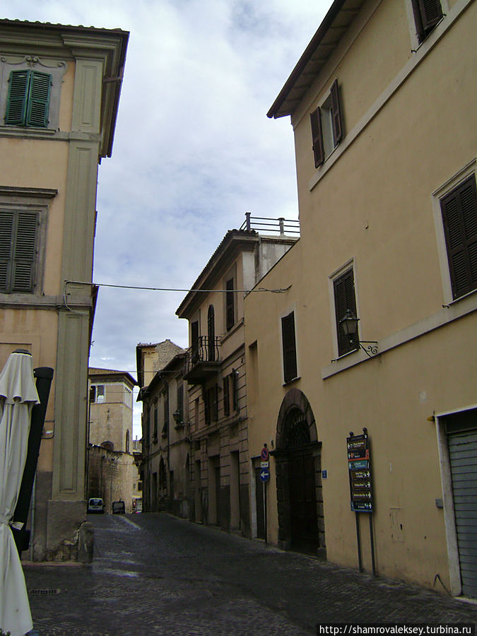 Тарквиния. Город башен и этрусских некрополей Тарквиния, Италия Тарквиния. Город башен и этрусских некрополей Тарквиния, Италия