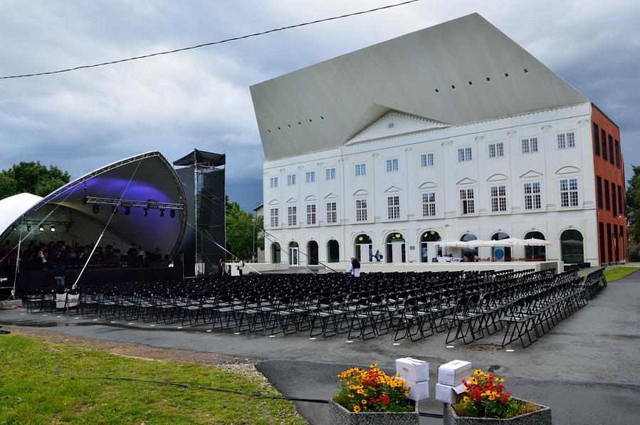 Нарвский колледж Тартуского университета / Tartu Ülikooli Narva Kolledz