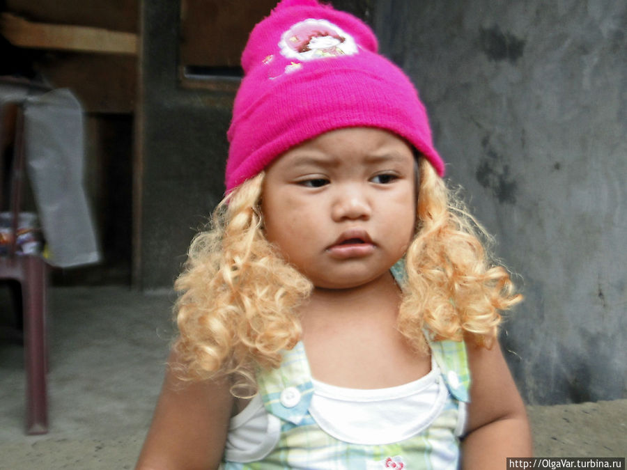 Эта маленькая малайбалайка привела всех нас в восторг Эта маленькая малайбалайка привела всех нас в восторг