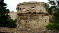 Замок (Castello Aragonese)