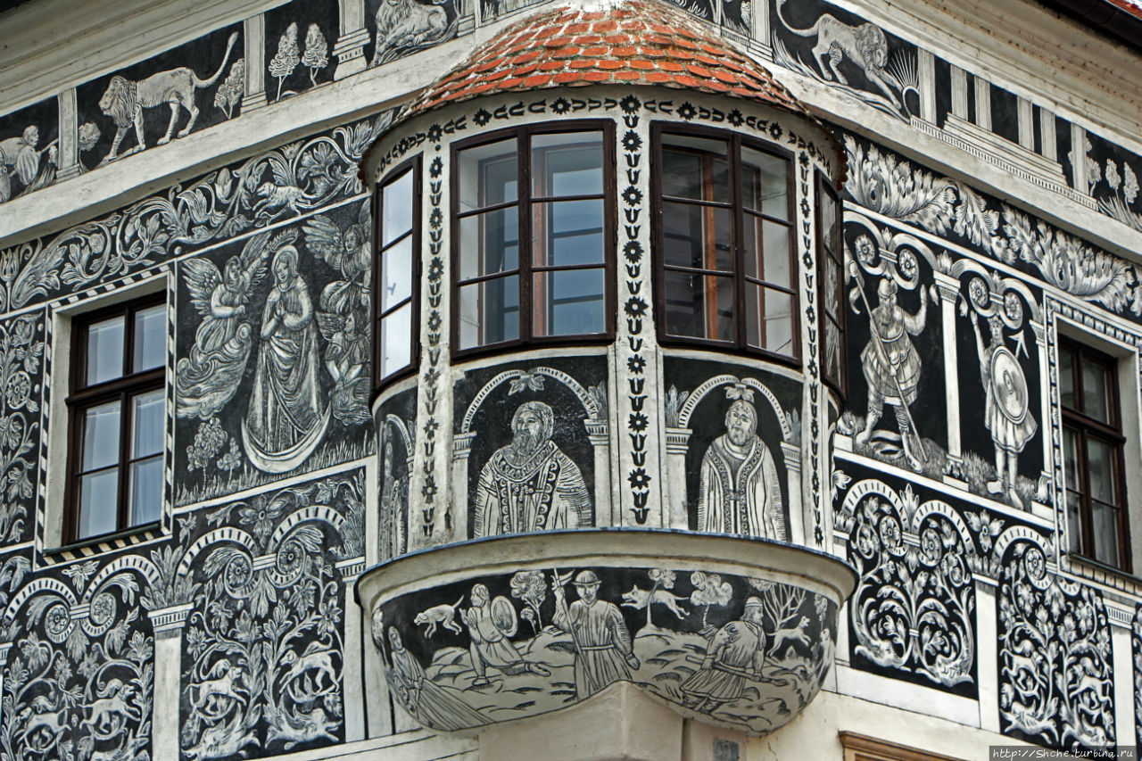 Сграффито на Малеваном доме Тршебич, Чехия