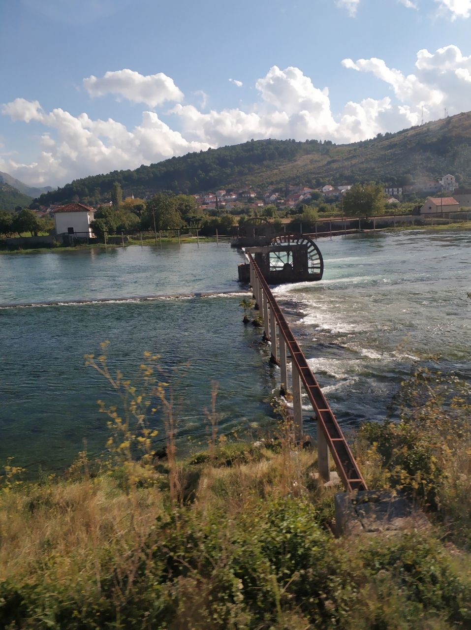 Река Требишница Требинье, Босния и Герцеговина