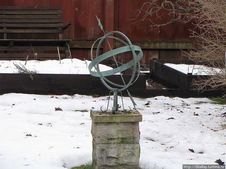 И снова солнечные часы. И снова солнечные часы.