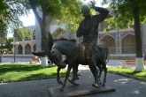 Скульптура Ходжи Насреддина.