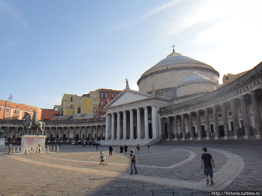 Свободу попугаям! (или круиз на Liberty of the Seas) ч14 Неаполь, Италия Свободу попугаям! (или круиз на Liberty of the Seas) ч14 Неаполь, Италия