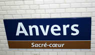 Станция метро Anvers — 2 — линия. 
Если вы собрались посетить Монмартр.