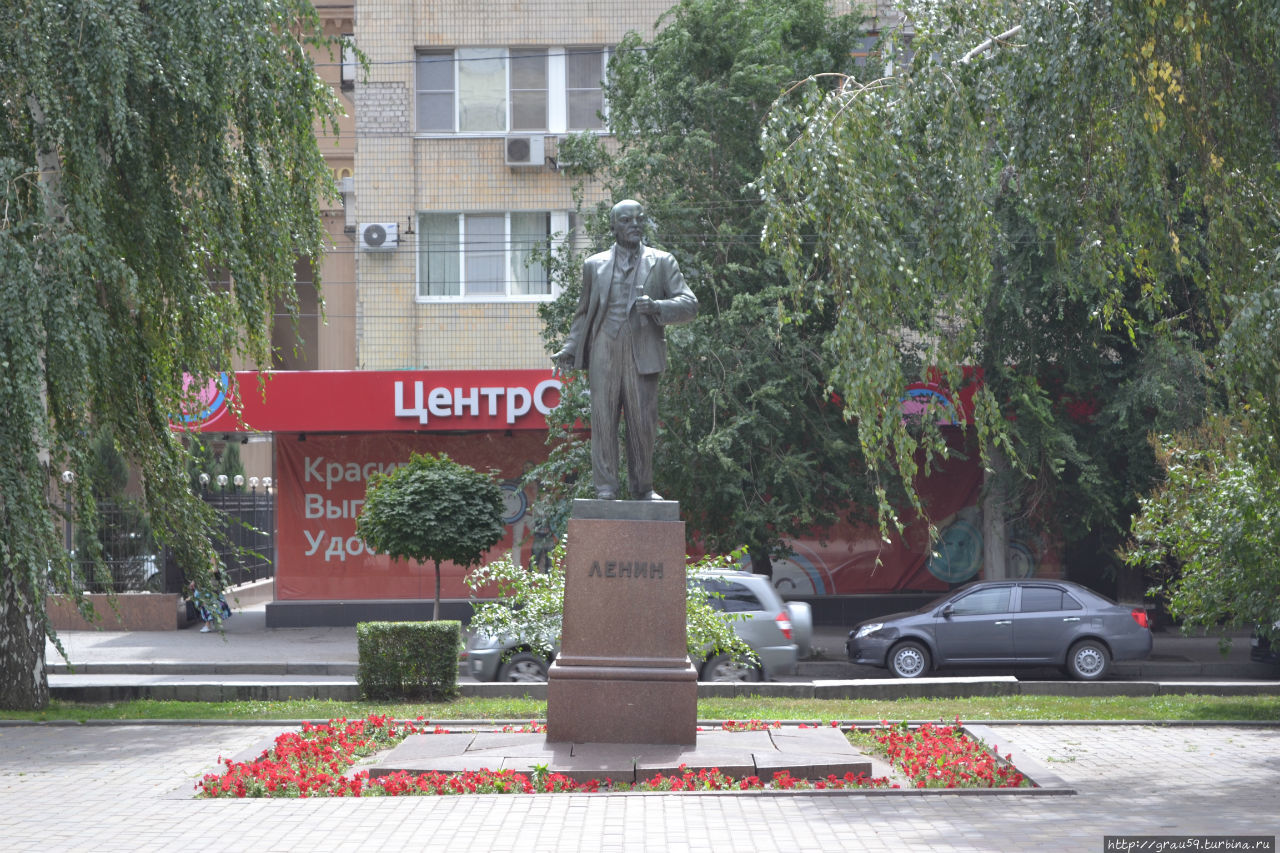 Ленин на броневике и не только Волгоград, Россия