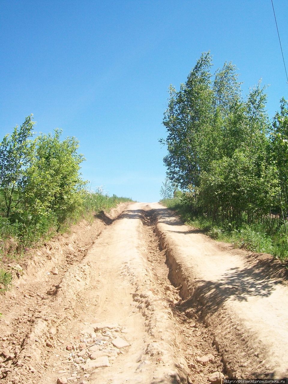 Посещение родника в начале лета Сергиев Посад, Россия