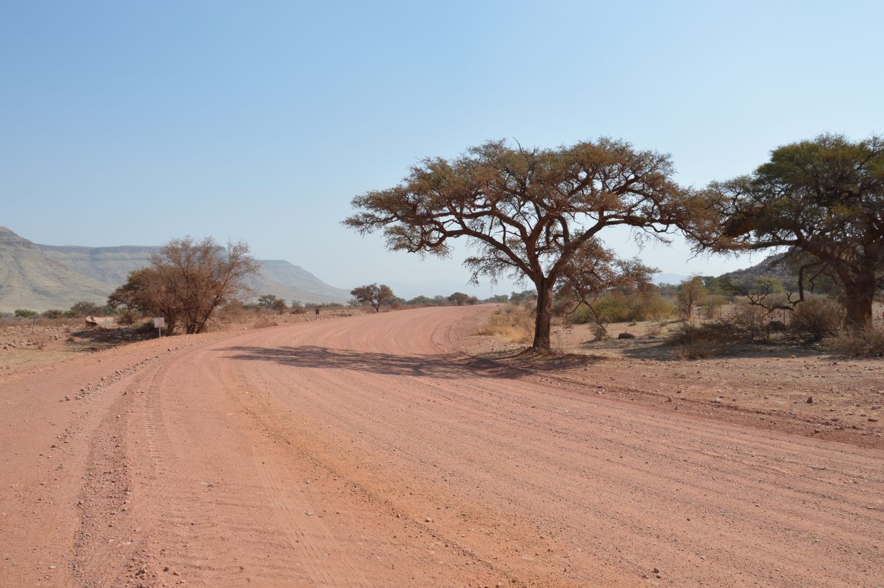 Дорога по «месту, где ничего нет». Пустыня Намиб
