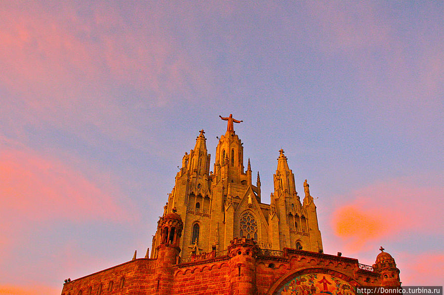 Храм Святого Сердца Иисуса Барселона, Испания