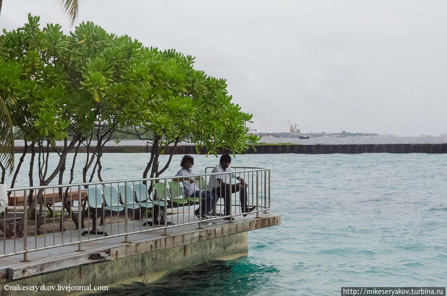 Прибытие на Мальдивы. Остров-Аэропорт Хулуле, Мальдивские острова