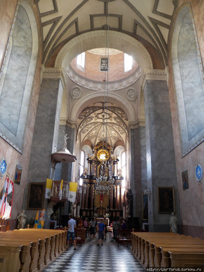Костел Святого Лаврентия, Жолква Жолква, Украина