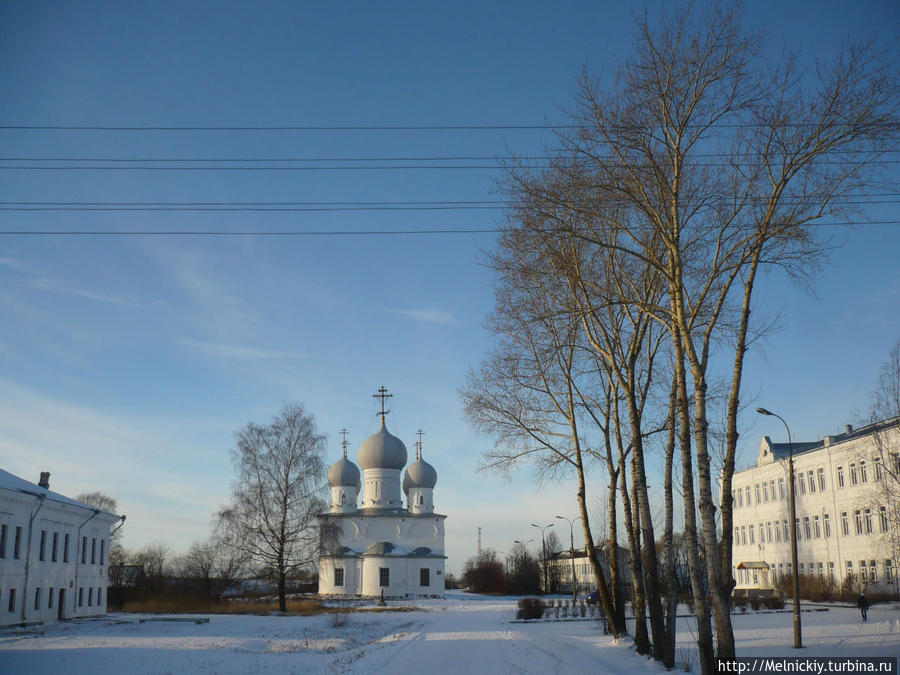 Зимняя прогулка по древнему Белозерску Белозерск, Россия Зимняя прогулка по древнему Белозерску Белозерск, Россия