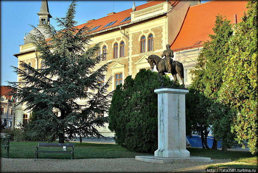 Памятник Фештетичу. Памятник Фештетичу.
