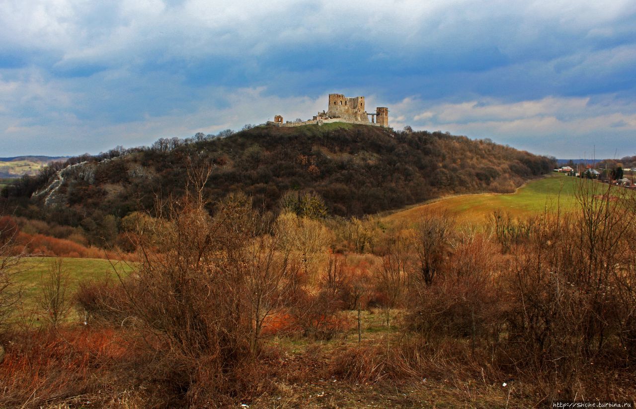 Замок Чеснек / Cseszneki Castle