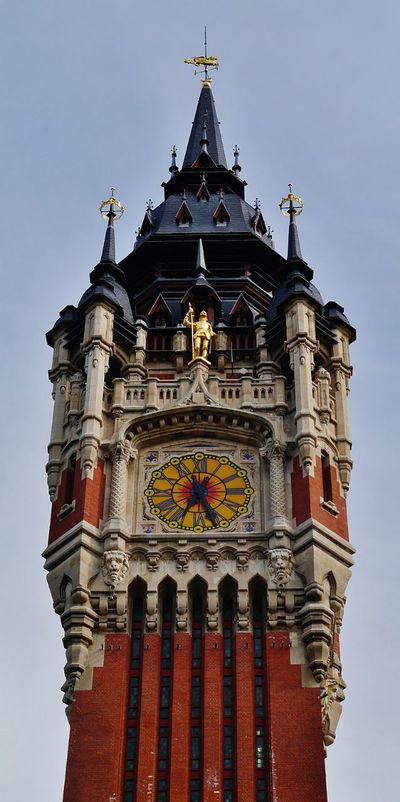 Часовая башня — беффруа  в Кале. Фото из интернета