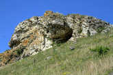 Палеолитическая пещера на вершине правого склона Брынзенского ущелья, Единец