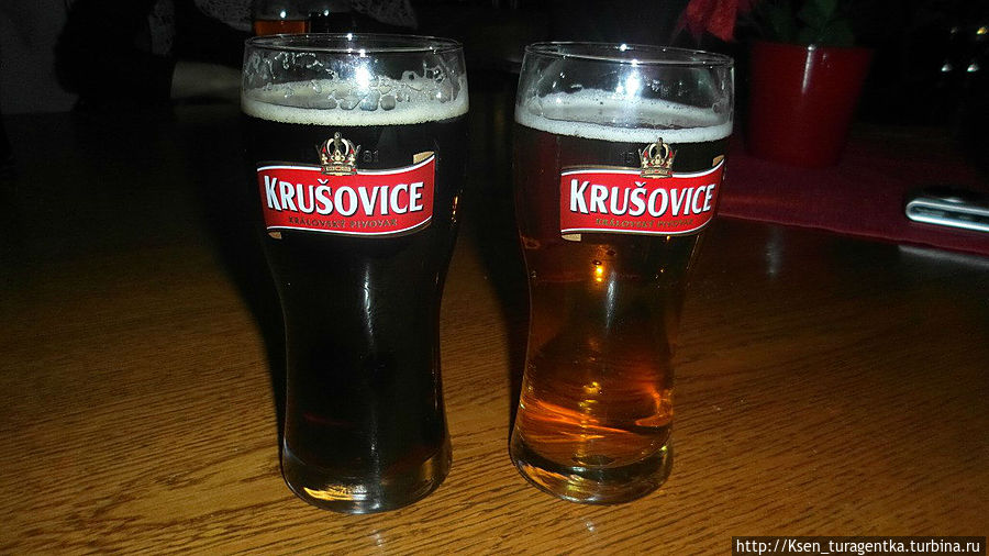Пиво и пивные сувениры — бокалы, кружки, футболки, подставки под бокалы, ручки, брелки и многое другое Прага, Чехия