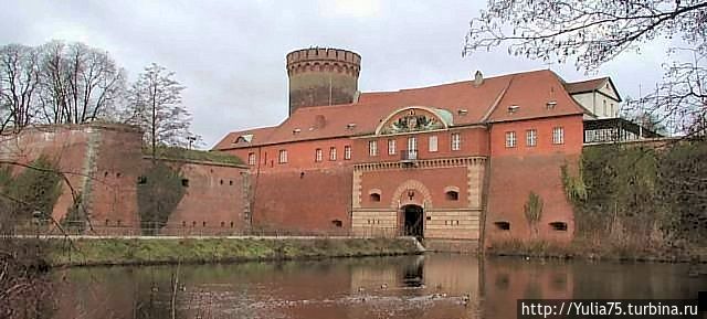 Цитадель Шпандау Цитадель Шпандау