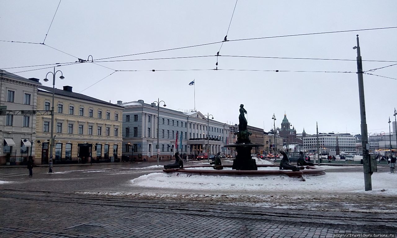 Рыночная площадь. 
Фонтан Хавис Аманда Хельсинки, Финляндия