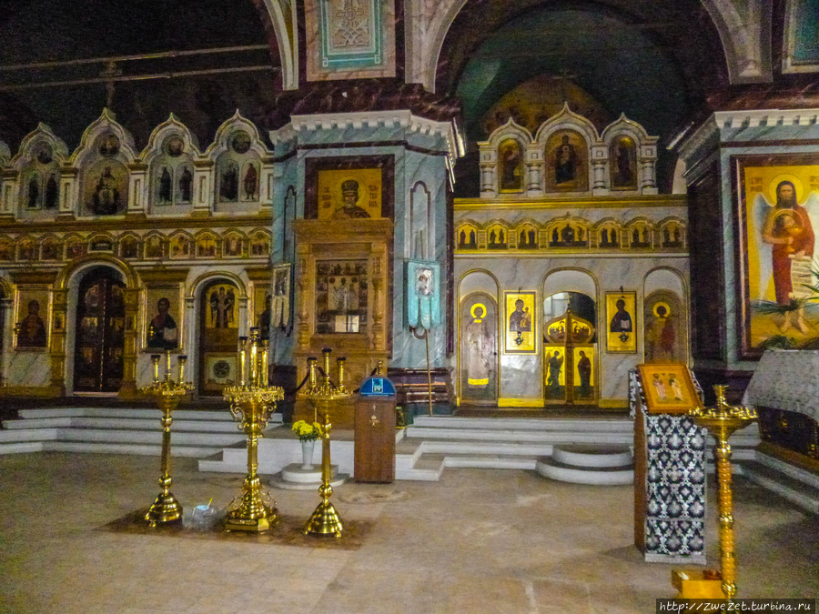 Иконостас собора Иоанна Предтечи Зарайск, Россия